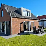 Casa de Férias 69 Op Recreatiepark De Wielen *
