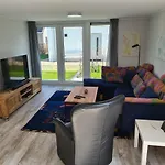 69 Op Recreatiepark De Wielen Casa de Férias